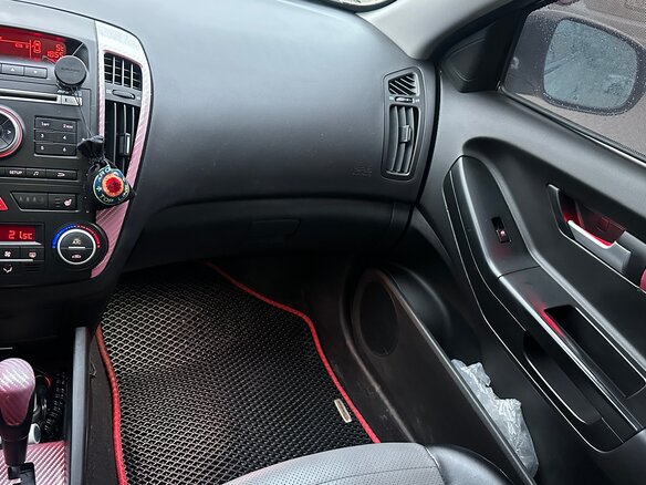 2011 Kia Ceed I Рестайлинг, серебристый, 525000 рублей - вид 7