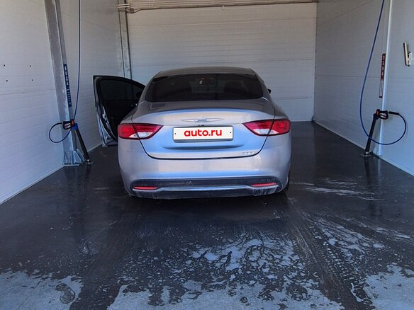 2014 Chrysler 200 II, серый, 1200000 рублей - вид 12