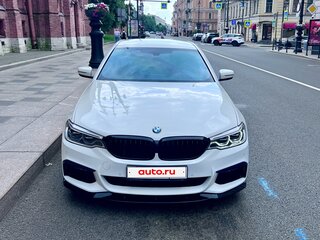 2019 BMW 5 серии 530d xDrive VII (G30/G31/G38), белый, 7000000 рублей, вид 3