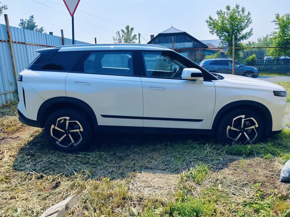 2023 Jaecoo J7 I, белый, 2800000 рублей - вид 3