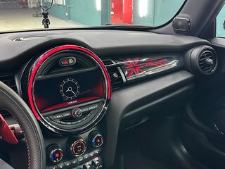 2020 Mini Hatch JCW III (F55/F56) Рестайлинг, чёрный, 3350000 рублей, вид 3