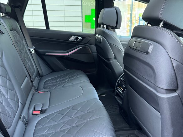 2024 BMW X5 40i IV (G05/G18) Рестайлинг, серый, 10400000 рублей - вид 12