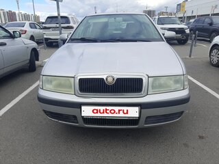 2008 Skoda Octavia I (A4) Рестайлинг, серебристый, 300000 рублей, вид 1