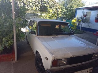 1979 Lada (ВАЗ) 2105, белый, 70000 рублей, вид 2