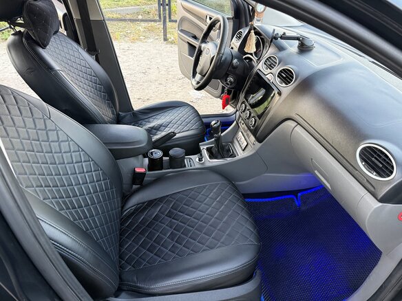 2009 Ford Focus II Рестайлинг, чёрный - вид 8