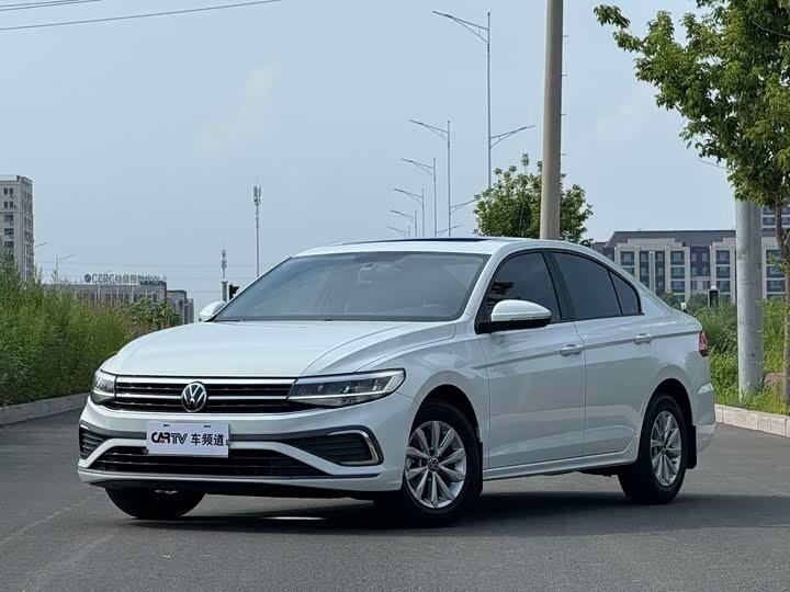 Открыть фотографии: Volkswagen Bora IV (China Market) Рестайлинг