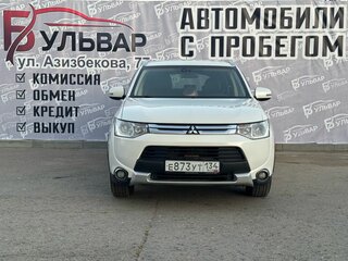 2014 Mitsubishi Outlander III, белый, 1320000 рублей, вид 2