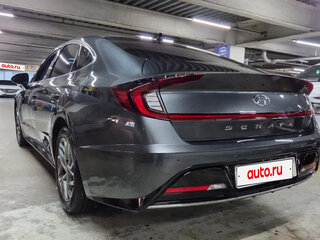 2021 Hyundai Sonata VIII (DN8), серый, 1888777 рублей, вид 4