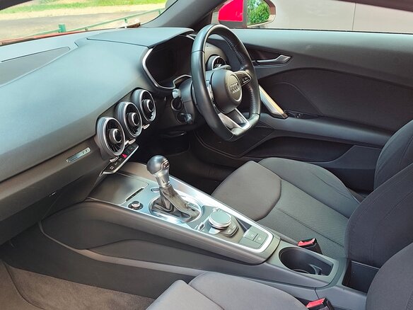 2017 Audi TT III (8S), красный, 3000000 рублей - вид 7