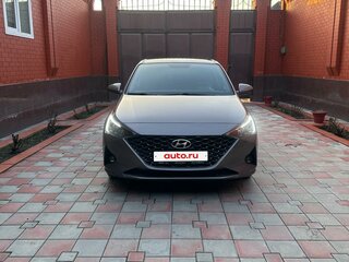 2021 Hyundai Solaris II Рестайлинг, коричневый, 1590000 рублей, вид 3