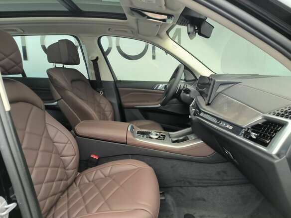 2026 BMW X5 Long 30Li IV (G05/G18) Рестайлинг, чёрный, 11150000 рублей - вид 16