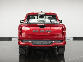 2026 Ram 1500 Crew Cab V Рестайлинг, красный, 9690000 рублей, вид 5