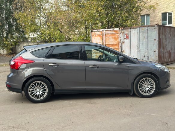 2012 Ford Focus III, серый, 750000 рублей - вид 5