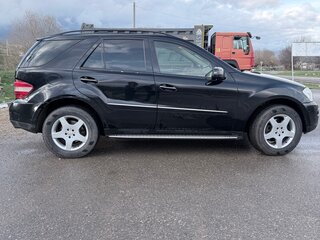 2007 Mercedes-Benz M-Класс 350 II (W164), чёрный, 800000 рублей, вид 2