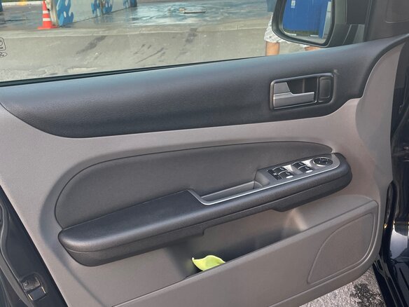 2011 Ford Focus II Рестайлинг, чёрный, 655000 рублей - вид 17