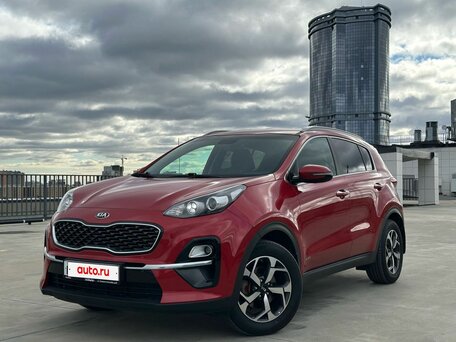 2019 Kia Sportage IV Рестайлинг, красный, 2380000 рублей, вид 1
