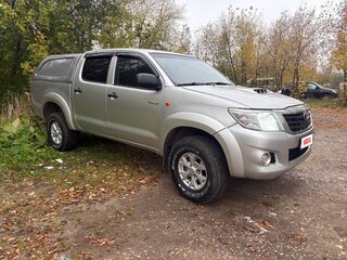 2014 Toyota Hilux VII Рестайлинг, серебристый, 1550000 рублей, вид 1