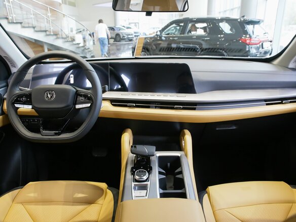2025 Changan Hunter Plus, серебристый - вид 16