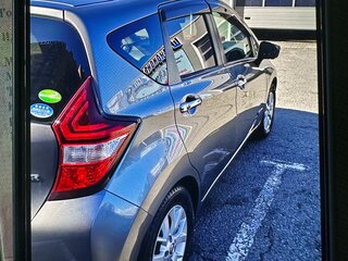 2018 Nissan Note e-Power II Рестайлинг, серый, 1420000 рублей, вид 2