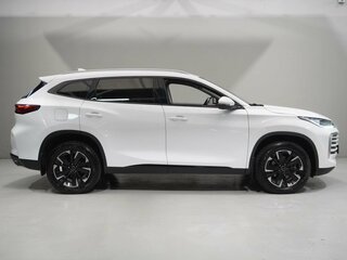 2022 Exeed TXL I Рестайлинг, белый, 1790700 рублей, вид 4