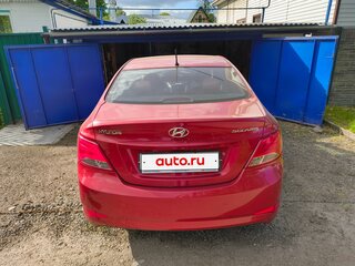 2014 Hyundai Solaris I Рестайлинг, красный, 1100000 рублей, вид 2