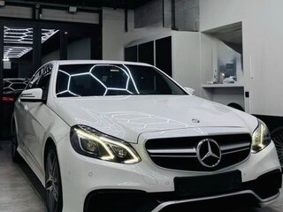 2015 Mercedes-Benz E-Класс 200 IV (W212, S212, C207) Рестайлинг, белый, 2100000 рублей, вид 3