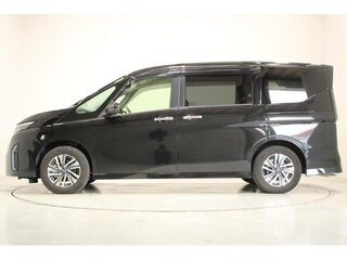 2022 Nissan Serena VI (C28), чёрный, 2130005 рублей, вид 3