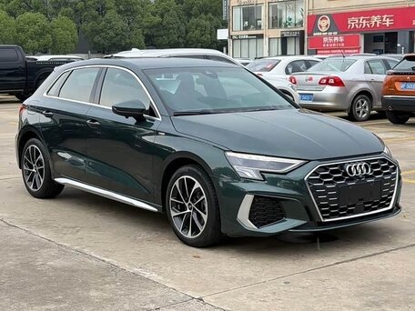 2023 Audi A3 Sportback 35 TFSI IV (8Y), зелёный, 2015000 рублей, вид 1