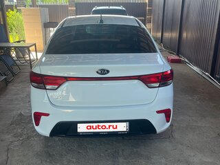 2018 Kia Rio IV, белый, 1050000 рублей, вид 3