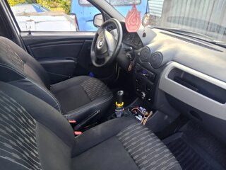 2013 Renault Logan I Рестайлинг, белый, 230000 рублей, вид 3