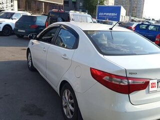 2014 Kia Rio III, белый, 630000 рублей, вид 5