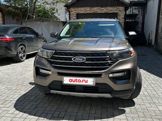 2020 Ford Explorer VI, коричневый, 2700000 рублей, вид 3