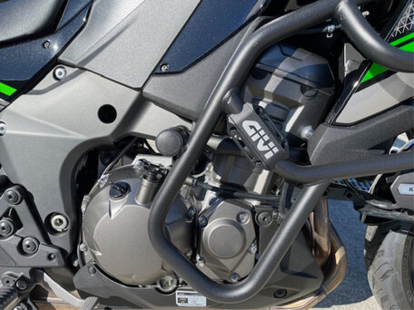 2024 Kawasaki Versys 1000, чёрный, 1350000 рублей, вид 4