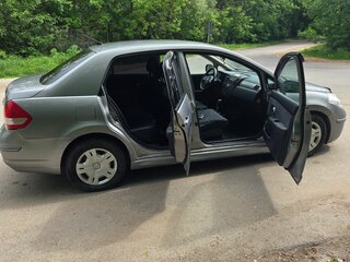 2012 Nissan Tiida I Рестайлинг, серый, 860000 рублей, вид 5
