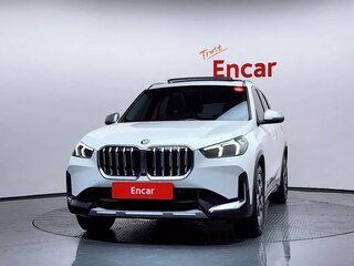 2024 BMW X1 20i xDrive III (U11/U12), белый, 5288861 рублей, вид 2