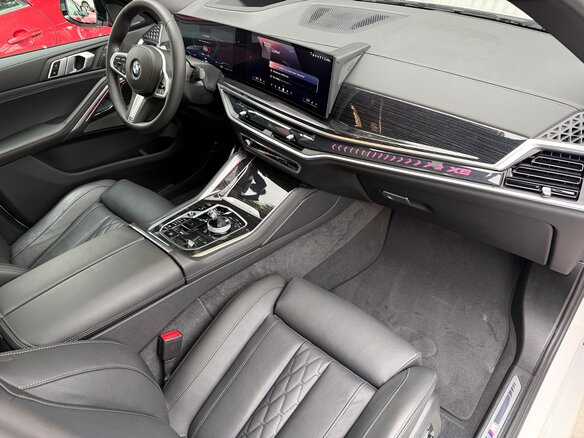 2024 BMW X6 30d III (G06) Рестайлинг, белый, 11700000 рублей - вид 10