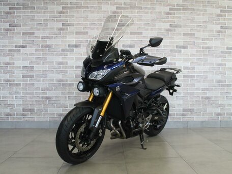 2016 Yamaha MT-09 Tracer (FJ-09), серый, 774000 рублей, вид 2