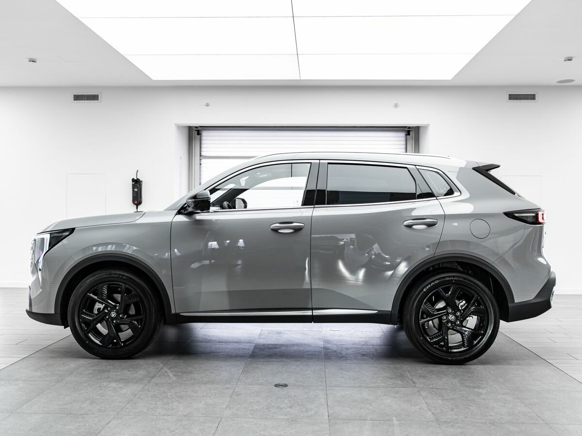 Открыть фотографии: Changan UNI-S I Рестайлинг