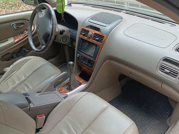 2003 Nissan Maxima V (A33), жёлтый - вид 8