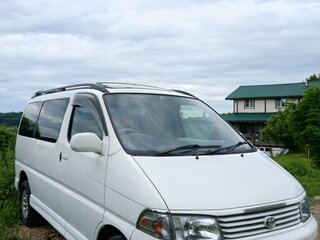 1997 Toyota Regius I, белый, 750000 рублей, вид 3