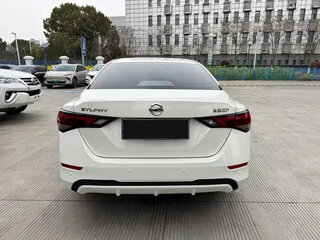 2022 Nissan Sylphy IV (B18), белый, 1100000 рублей, вид 5