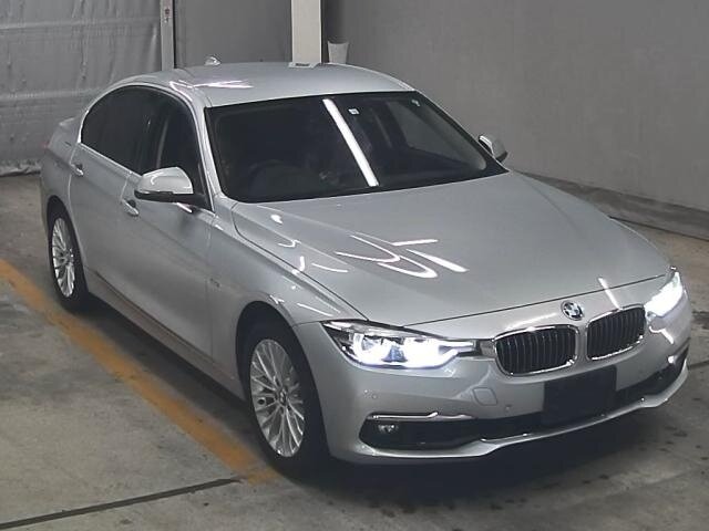 Открыть фотографии: BMW 3 серии VI (F3x) Рестайлинг