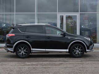 2017 Toyota RAV4 IV (XA40) Рестайлинг, чёрный, 2650000 рублей, вид 5