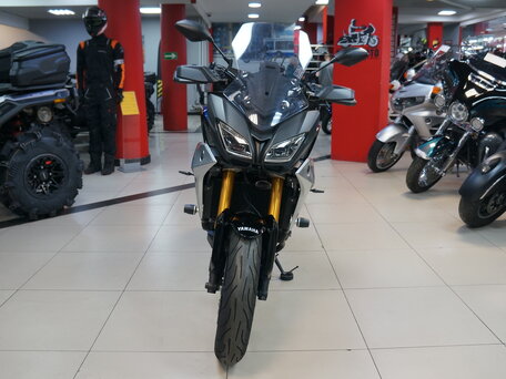 2019 Yamaha MT-09 Tracer (FJ-09), чёрный, 937000 рублей, вид 4