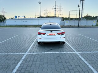 2018 Kia Optima IV Рестайлинг, белый, 2550000 рублей, вид 5