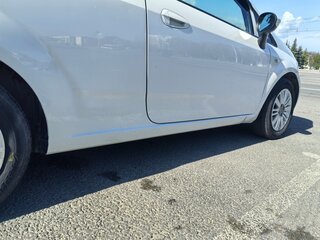 2010 Fiat Punto III Grande Punto, белый, 420000 рублей, вид 5
