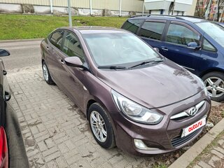 2012 Hyundai Solaris I, фиолетовый, 520000 рублей, вид 3