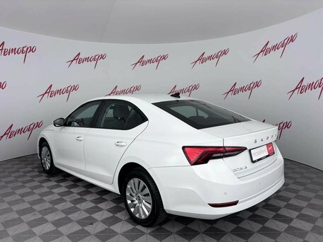 2021 Skoda Octavia IV (A8), белый, 2079000 рублей, вид 3