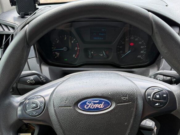 2015 Ford Transit, синий, 1550000 рублей - вид 9