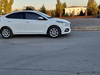 2019 Hyundai Solaris II, белый, 1187000 рублей, вид 2